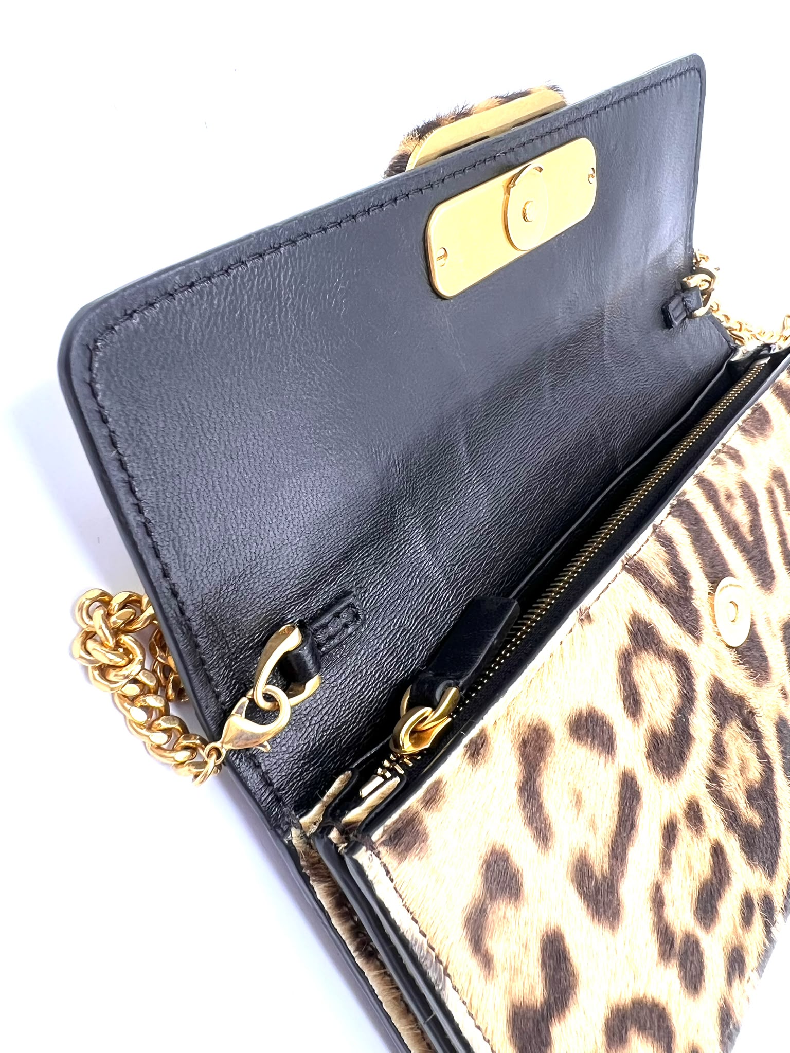 Wallet on Chain Valentino Garavani