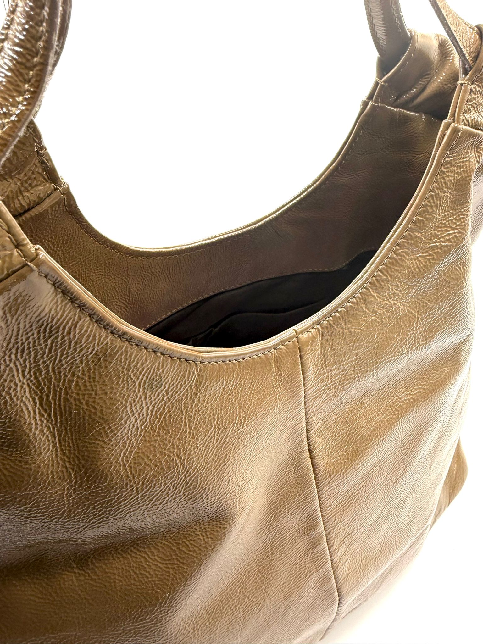Yves Saint Laurent – Bolso vintage en charol