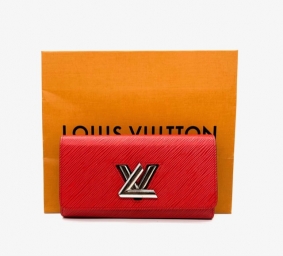 Billetera Louis Vuitton color rojo | Louis Vuitton