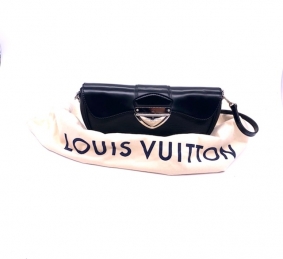 Bolso Louis Vuitton en cuero Epi color negro