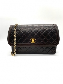 Chanel vintage color chocolate | Chanel