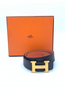 cinturón hermes reversible con herraje dorado | Hermès