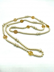 Gioielli e orologi |  |