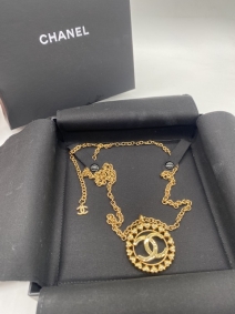 Joyas y relojes |  |