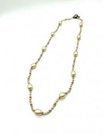Jewelry and watches |  |