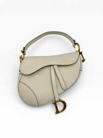 Bolsos de marca |  | Dior Saddle Bag en cuero blanco