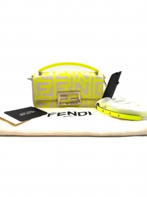 Brand handbags |  | Fendi Baguette | Bolsos Lujo