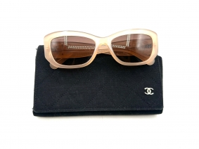 Occhiali da sole |  | occhiali da sole Chanel modello CH5493