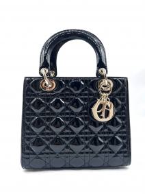 Borse di marca |  | Lady Dior in vernice nera con finiture dorate