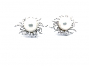 Gioielli e orologi |  | orecchini in oro bianco con diamanti e perla