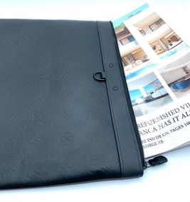pochette portadocumentos cuero negro louis vuitton | Louis Vuitton