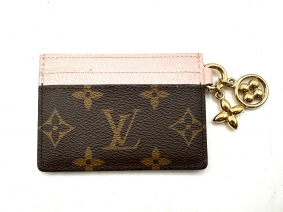 Complementos |  | tarjetero Louis Vuitton modelo LV Charms