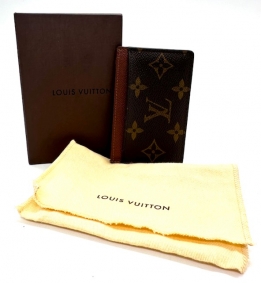 Tarjetero monogram Louis Vuitton | Louis Vuitton