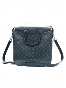 Bolsos de marca |  | Tote Louis Vuitton Explorer