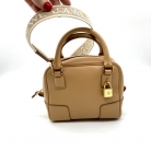 Amazona 16 Loewe