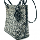 Anagram Jacquard