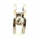 Anello con diamante