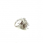 Gold and pearl ring
