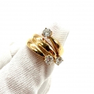 anello in oro giallo con diamanti