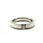 Anello solitaro