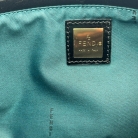 Baguette Fendi in velluto nero