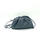 Pouch Bottega Veneta a tracolla