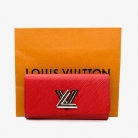 Billetera Louis Vuitton color rojo