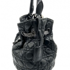 Bolso Christian Dior tote de cuero con dije de candado