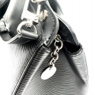 Bolso con bandolera Louis Vuitton piel epi negra