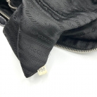 Borsa a spalla Prada con logo grande