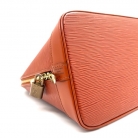 Bolso de mano, Louis Vuitton Alma de cuero Epi naranja.