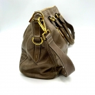 Bolso de mano Prada de piel color piedra