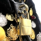Borsa Dolce & Gabbana edizione limitata medaglie delle vergini