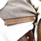 Bolso Fendi de tela en color crema con asa corta marrón