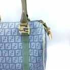 Borsa Fendi stile baulino