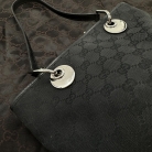 Borsa Gucci in tela GG nera