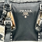 BORSA PRADA TIPO BAULE CON PUNTI