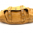Bolso Yves saint laurent  Mala mala cuero