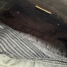 Prada in nylon nero