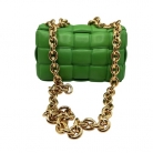 Bottega Veneta Cassette Chain Bag en cuero verde