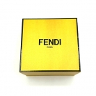 Brazalete Fendi tejido