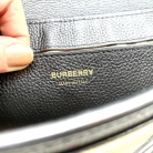 Burberry Note