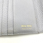 Cartera MiuMiu gris