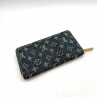 Louis Vuitton denim zippy wallet