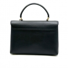 Céline Nino Medium