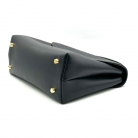 Céline Nino Medium