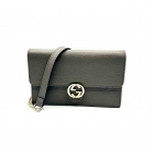 Chain wallet interlocking