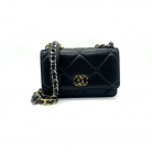 Chanel 19