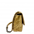 Chanel 19 in pelle dorata