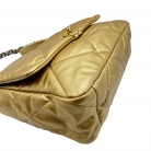 Chanel 19 in pelle dorata
